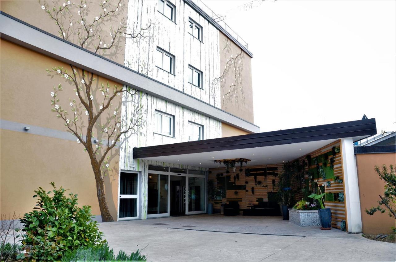 Hotel Sonia Trieste Exteriör bild